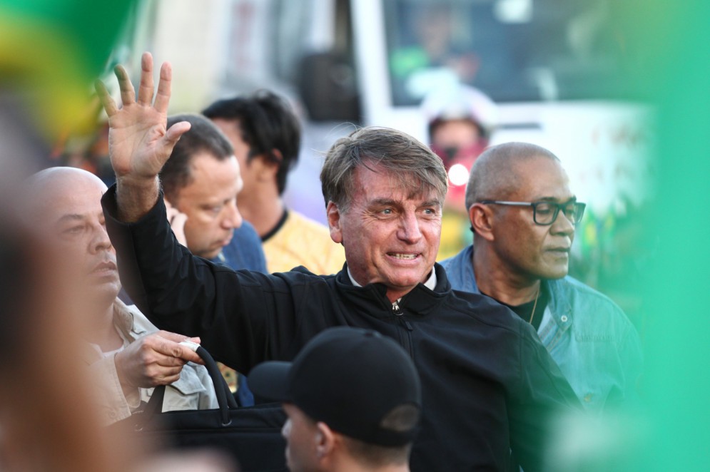 Bolsonaro tem título de cidadão de Fortaleza aprovado votos do PDT