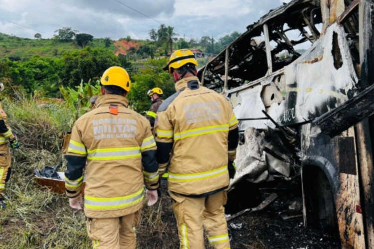 Tragédia em MG Motorista de caminhão estava habilitação suspensa