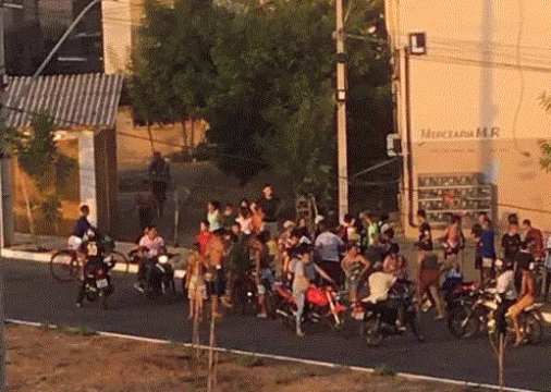 Uma criança e um adulto foram baleados por um motociclista em Sobral