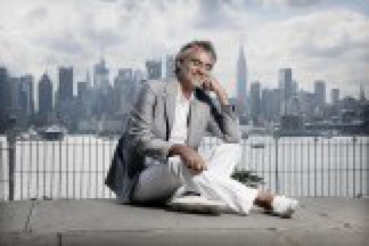 O cantor Andrea Bocelli vem ao Brasil para show em maio de 2024