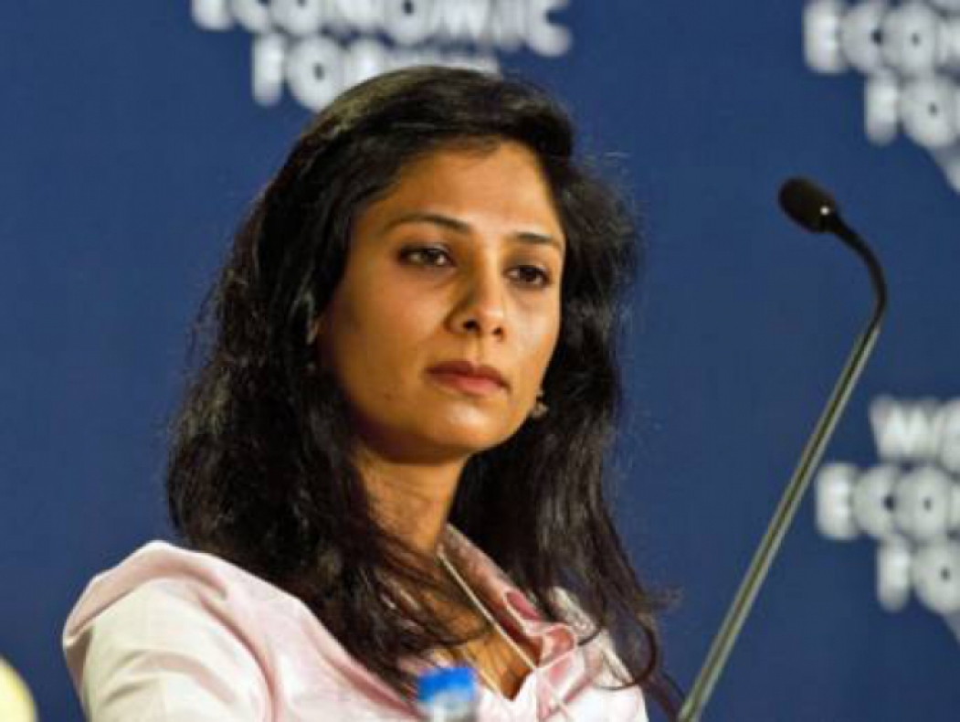 Gita Gopinath é primeira subdiretora-geral do Fundo Monetário Internacional (FMI)  (Foto: PRAKASH SINGH / AFP)