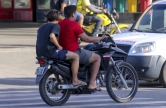 O não uso do capacete é um dos fatores que aumenta o riscos de morte de motociclistas