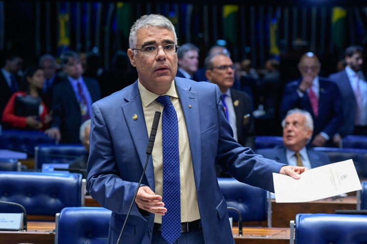 Senador Eduardo Girão