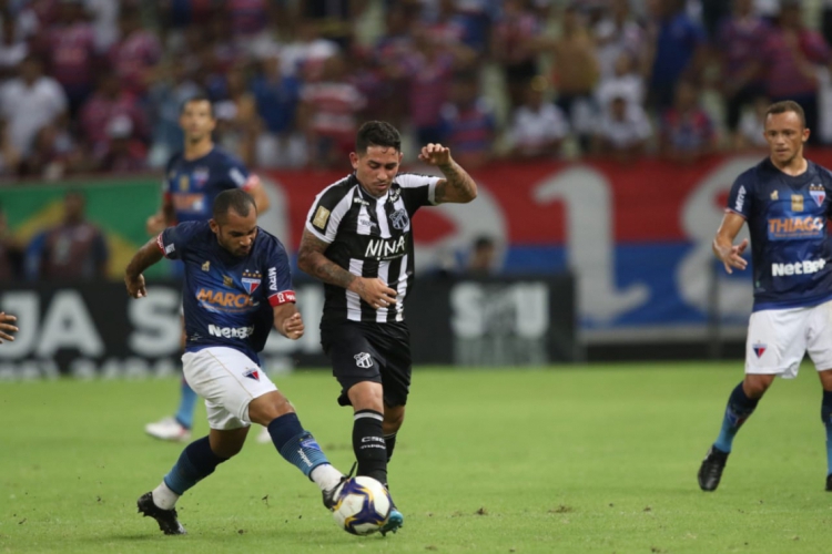 Fortaleza e Ceará empatam em primeiro jogo da final do Cearense