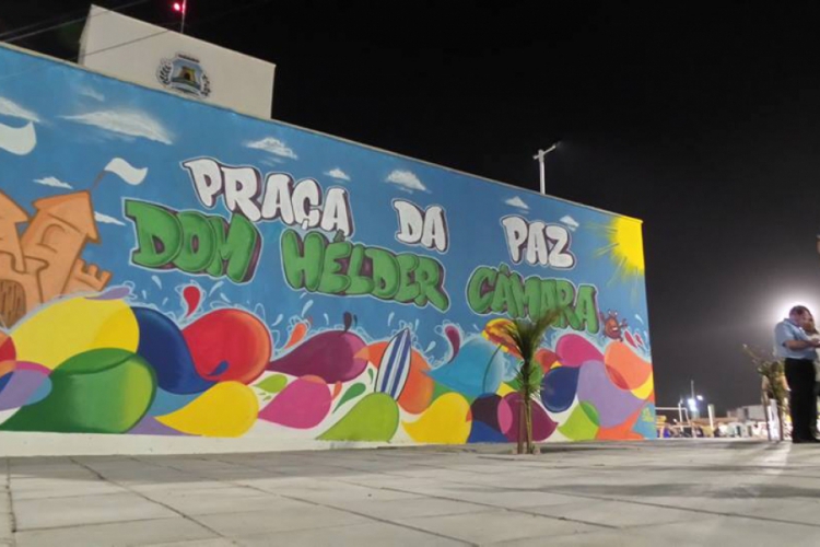 Praça da Paz Dom Hélder Câmara foi renomeada em 2014