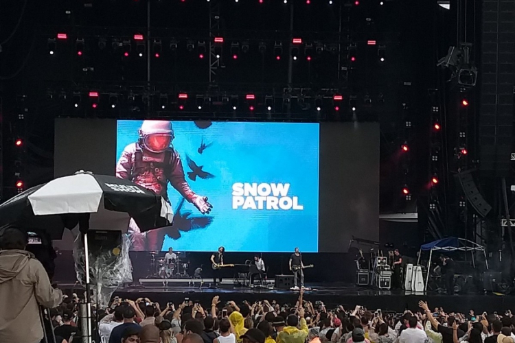 A banda Snow Patrol reabre programação do Festival Lollapalooza