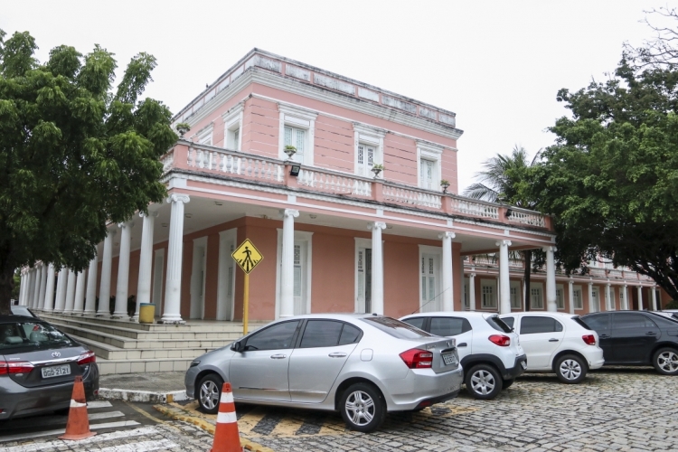 FORTALEZA, CE, BRASIL,  08-05-2019: Votação para reitor na UFC. (Foto: Alex Gomes/O Povo)