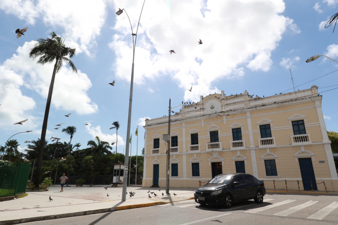 Paço Municipal, sede da disputada Prefeitura de Fortaleza (Foto: Tatiana Fortes, em 17/5/2019)