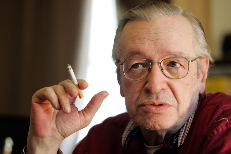 ￼Olavo de Carvalho