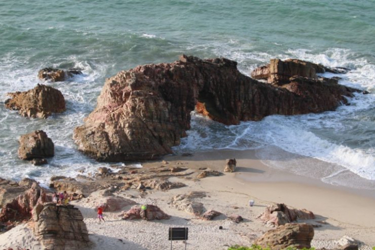 Jericoacoara tem 97% de capacidade hoteleira preenchida para o Réveillon, segundo levantamento da Setur