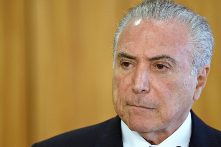 Ex-presidente Michel Temer declara que Dilma Rousseff é "honestíssima" e processo que derrubou a petista deu-se fruto da sua relação estremecida com a oposição no Congresso.