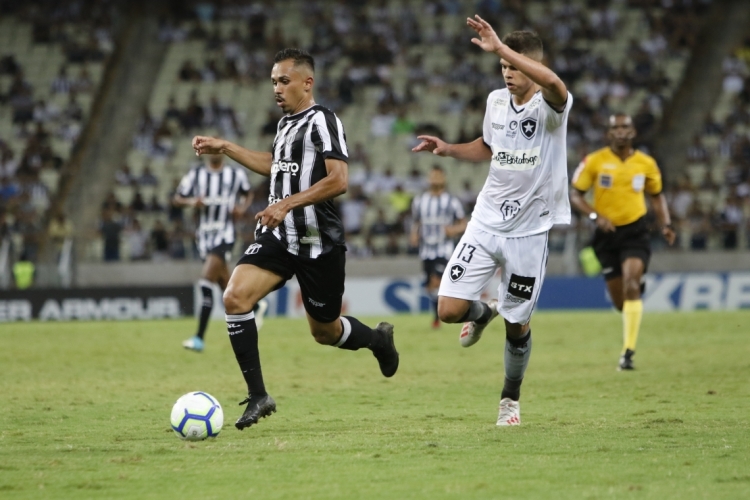 Ceará e Botafogo se enfrentam no Estádio Arena Castelão pela décima nona rodada do Campeonato Brasileiro da Série A