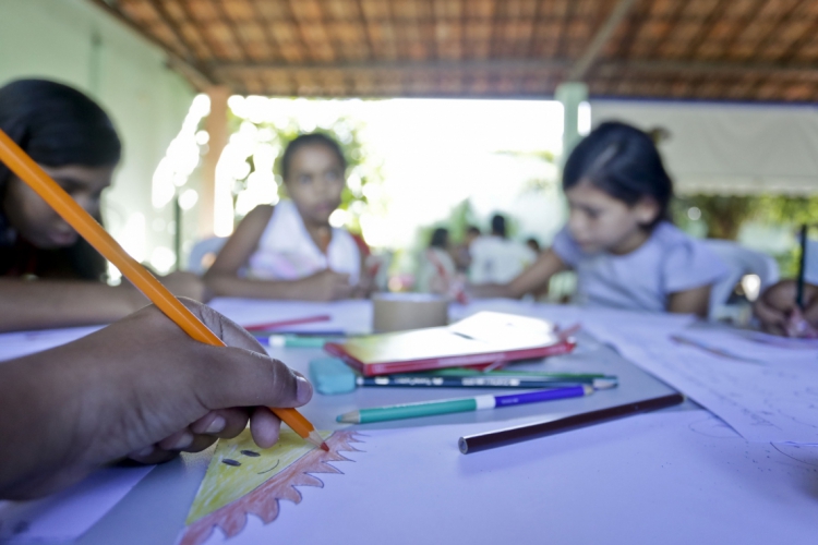 Em Fortaleza, as aulas de escolas particulares estão previstas para retornarem em julho, enquanto as públicas ainda não têm data