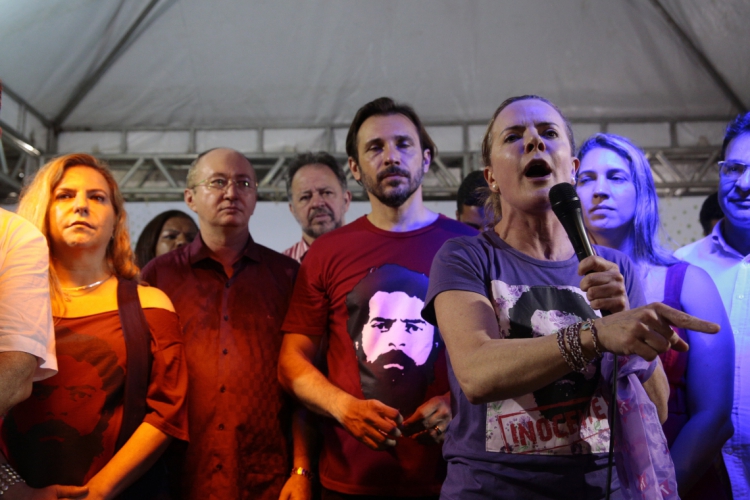 FORTALEZA,CE, BRASIL, 13-12-2019: Gleisi Hoffman, presidente nacional do PT. Posse dos presidentes estadual e municipal do PT com a presença da presidente nacional do partido dos trabalhadores, Gleisi Hoffman. (Foto: Júlio Caesar)