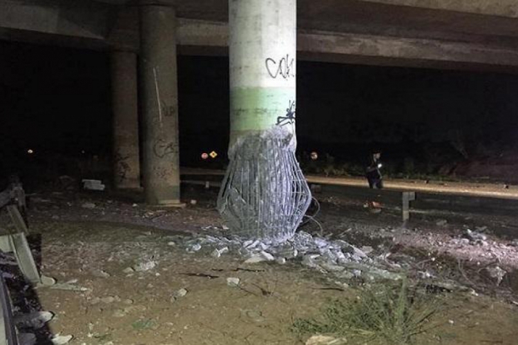 Coluna de viaduto atingida por explosão criminosa em Caucaia. Suspeita pelo crime foi absolvida