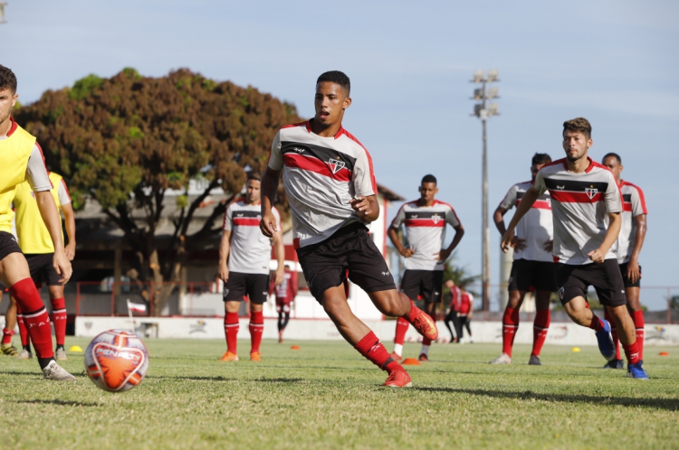 Fortaleza, CE BR - 18.12.19 Ferroviario Atletico Clube faz treinamento preparativo  para Campeonato Cearense 2020 (Foto: Fco Fontenele/O POVO)