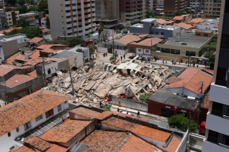 Edifício Andréa desabou no dia 15 de outubro deste ano