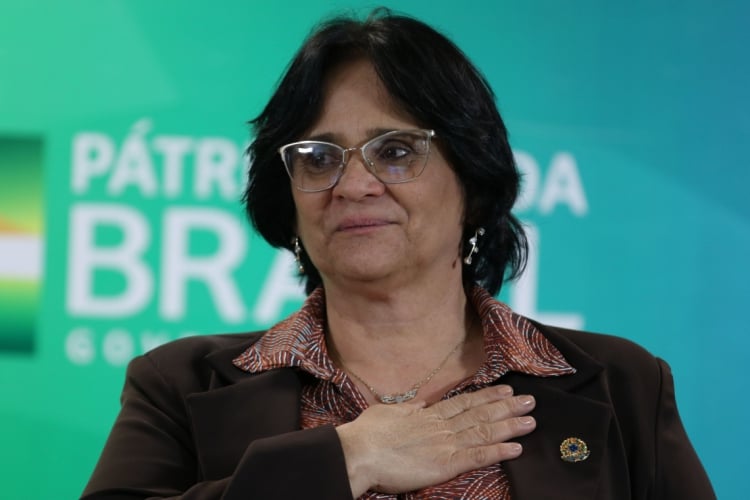 Damares Alves: a trajetória da ministra que criou polêmica - Jornal O Globo