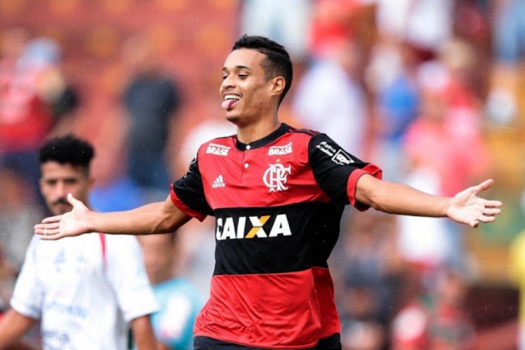 Jogador atuou em 50 partidas pela base do Rubro-Negro em 2019 