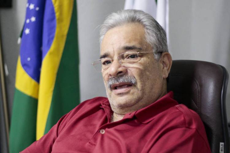 Mauro Carmélio disputará quarta eleição à presidência da FCF