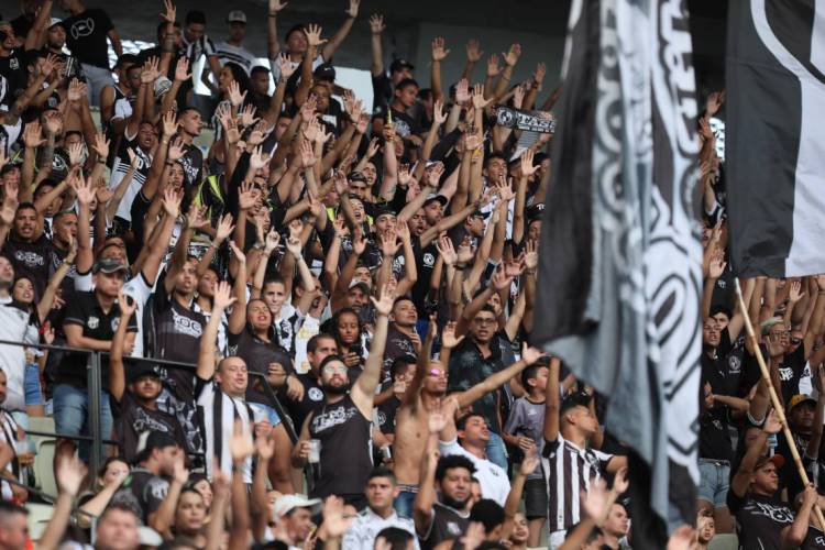 Torcida do Ceará em jogo no Castelão, em 2020