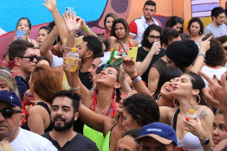 Pré-Carnaval na Rua Monsenhor Tabosa