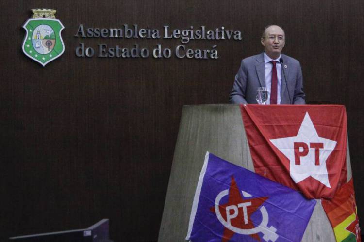 FORTALEZA - CE, BRASIL, 17-2-2020: Antônio Filho Conin, presidente do PT no Ceará na Comemoração de 40 anos do PT na assembleia legislativa de Fortaleza. (Foto: Beatriz Boblitz / O Povo).