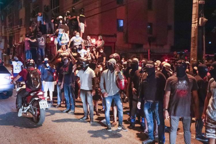 Fortaleza Ce, Brasil 19.02.2020 Parte dos policiais militares faz paralisação após negociação por reajuste salarial. (Foto Fco Fontenele/ O POVO)