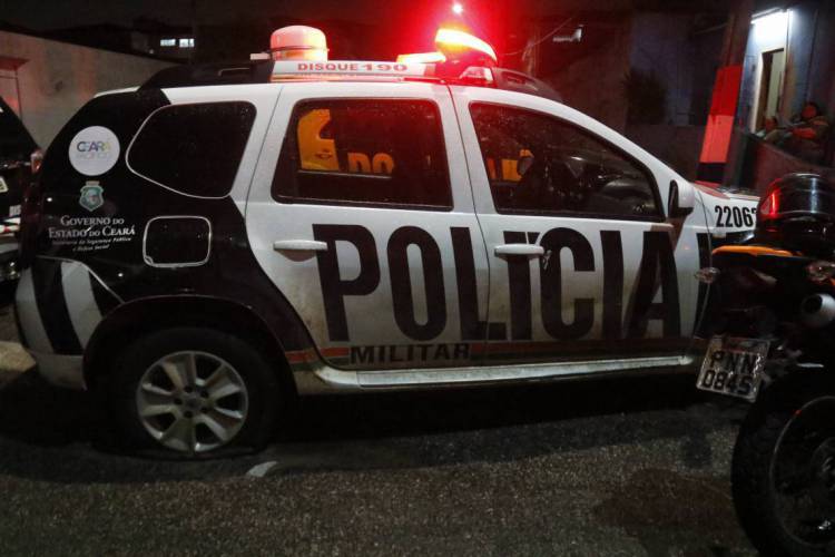 Foto de apoio ilustrativo. Um adolescente de 14 anos foi baleado em via pública no bairro Bom Jardim, em Fortaleza, na noite dessa terça-feira, 22. A Polícia Militar foi acionada para o caso