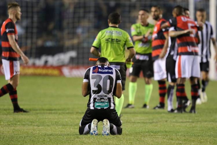 FORTALEZA, CE, BRASIL, 29.02.2020: Jogo pelo campeonato cearense Ceara vs Guarany de Sobral, estadio Presidente Vargas.  (Fotos: Fabio Lima/O POVO)