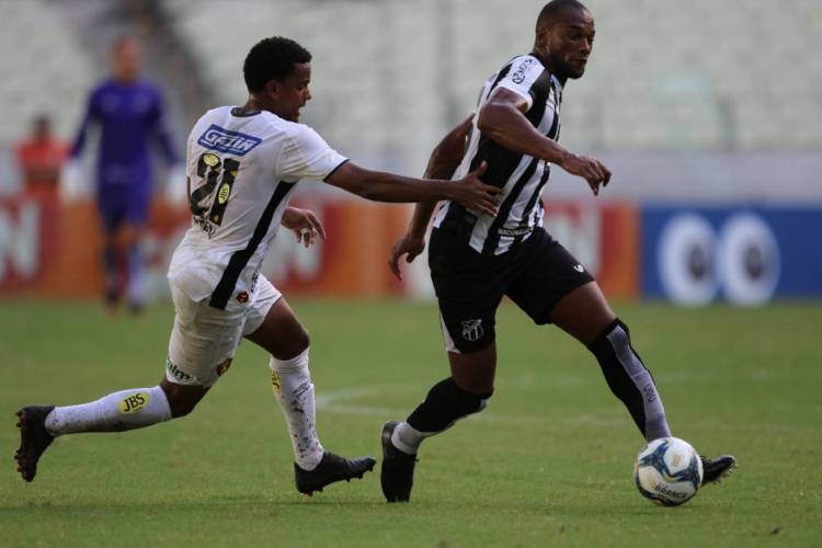 Ceará jogou pela última vez contra o Sport, em março, em duelo sem torcida, no Castelão