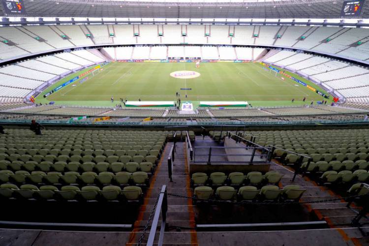 Castelão entra na disputa para receber jogos da Copa do Mundo