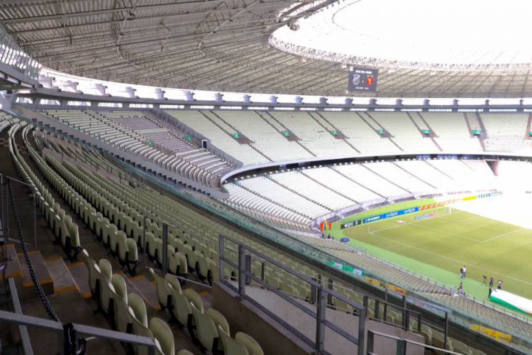 Arena Castelão recebe pela 1ª vez jogo exclusivo com público feminino -  Governo do Estado do Ceará