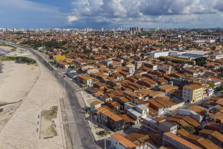 Fortaleza, Ceará Brasil 25.03.2020 Imagem aérea do Bairro Pirambu e Vila do Mar durante a quarentena provocada pelo pandemia do  corona vírus (Fco Fontenele/O POVO) VA 04.04
