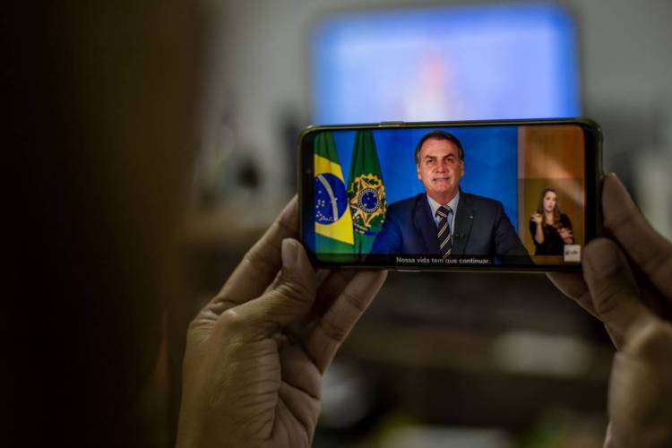 Presidente Jair Bolsonaro já tem mais de 1 milhão de inscritos no Telegram