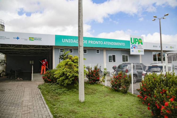  Movimentação na UPA do bairro Cristo Redentor na Avenida Leste Oeste