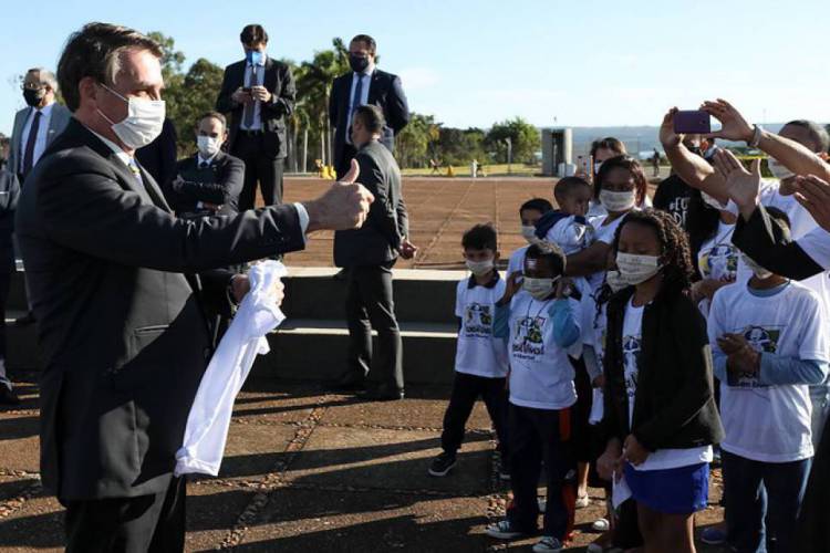 Bolsonaro defendeu que após exibição no inquérito, o vídeo deveria ser destruído