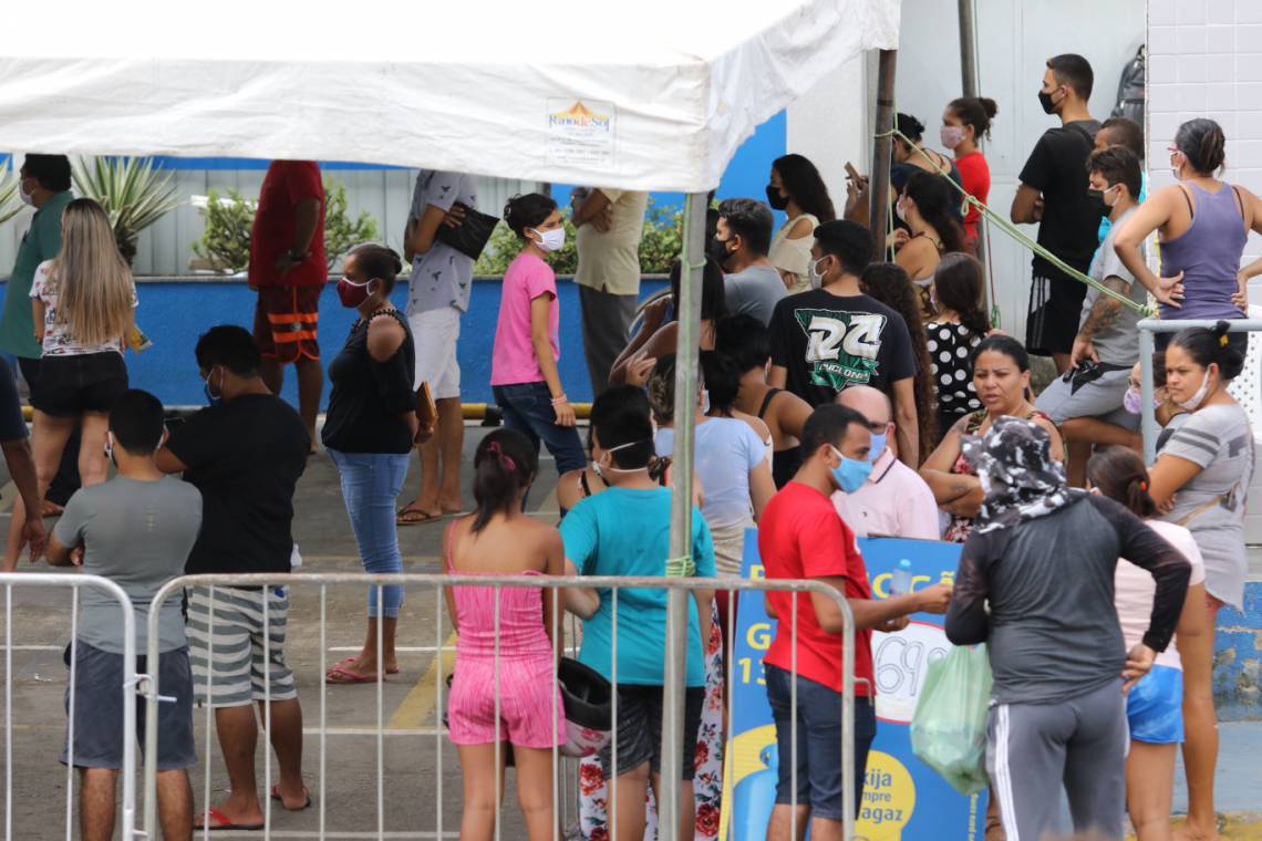 ￼FIM DO AUXÍLIO emergencial deve prejudicar ainda mais a economia nacional (Foto: FÁBIO LIMA)