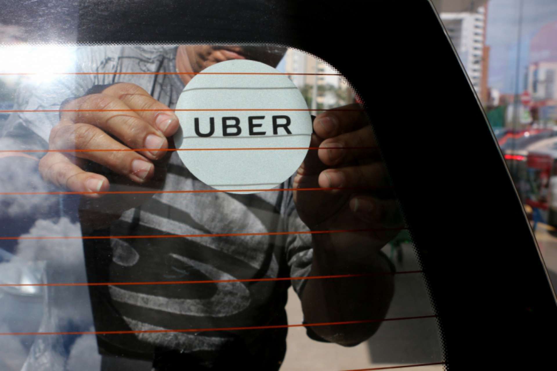 O Pix será pago diretamente para a plataforma da Uber e não para o motorista parceiro (Foto: Fabio Lima)