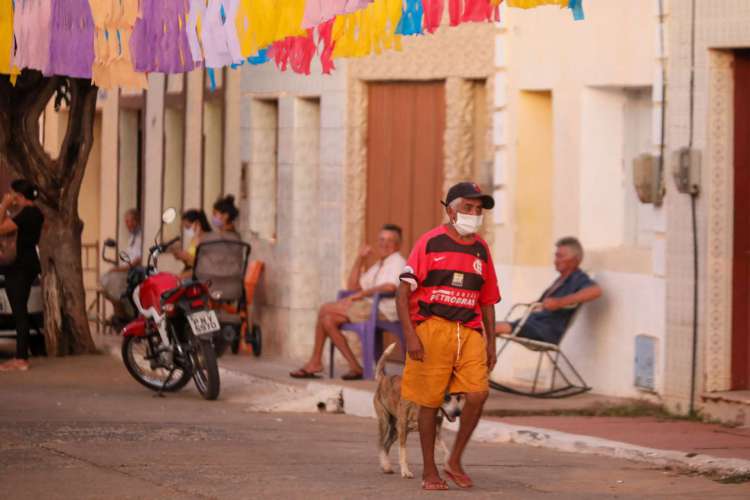 Granjeiro nesta quinta-feira, 25 de junho de 2020. Movimentação na praça central