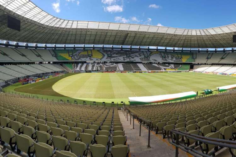 Mosaico feito pela torcida do Ceará em 2020 contra o racismo