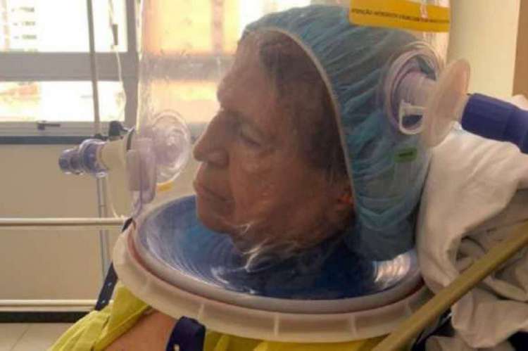 Aposentada teve alta hospitalar após uso do capacete Elmo