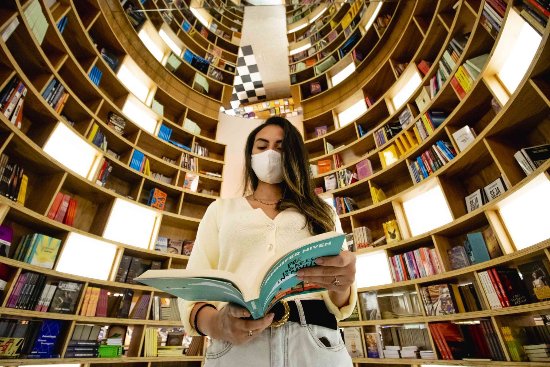 Cultura, mais que uma livraria, um espaço de convivência (Foto: Aurelio Alves/ O POVO)