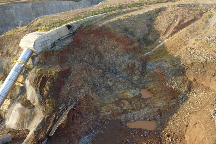 Jati, Ceará - 21.08.2020 rompimento da tubulação de barragem que recebe água da Transposição do Rio São Francisco no Ceará