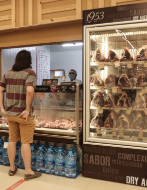 Carne foi o produto que mais teve o preço elevado em Fortaleza no mês de outubro 