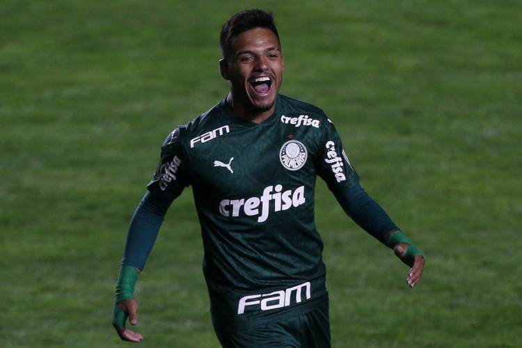 Palmeiras de Gabriel Menino (foto) enfrenta hoje o Guarani pelo Paulista 2021, em jogo que terá transmissão ao vivo. Confira onde assistir ao vivo e a provável escalação