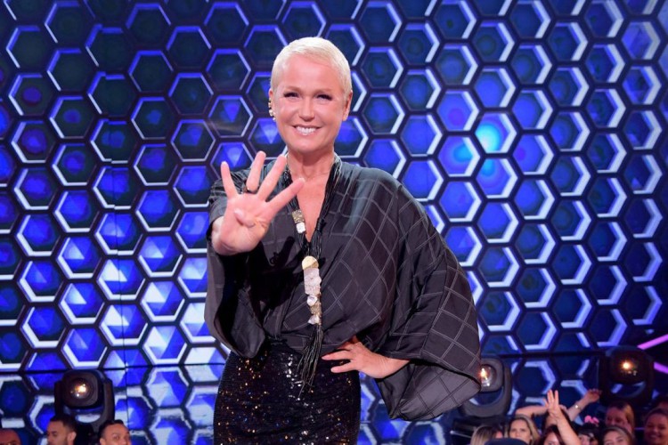 Após deixar Record Xuxa deve anunciar retorno à Globo em