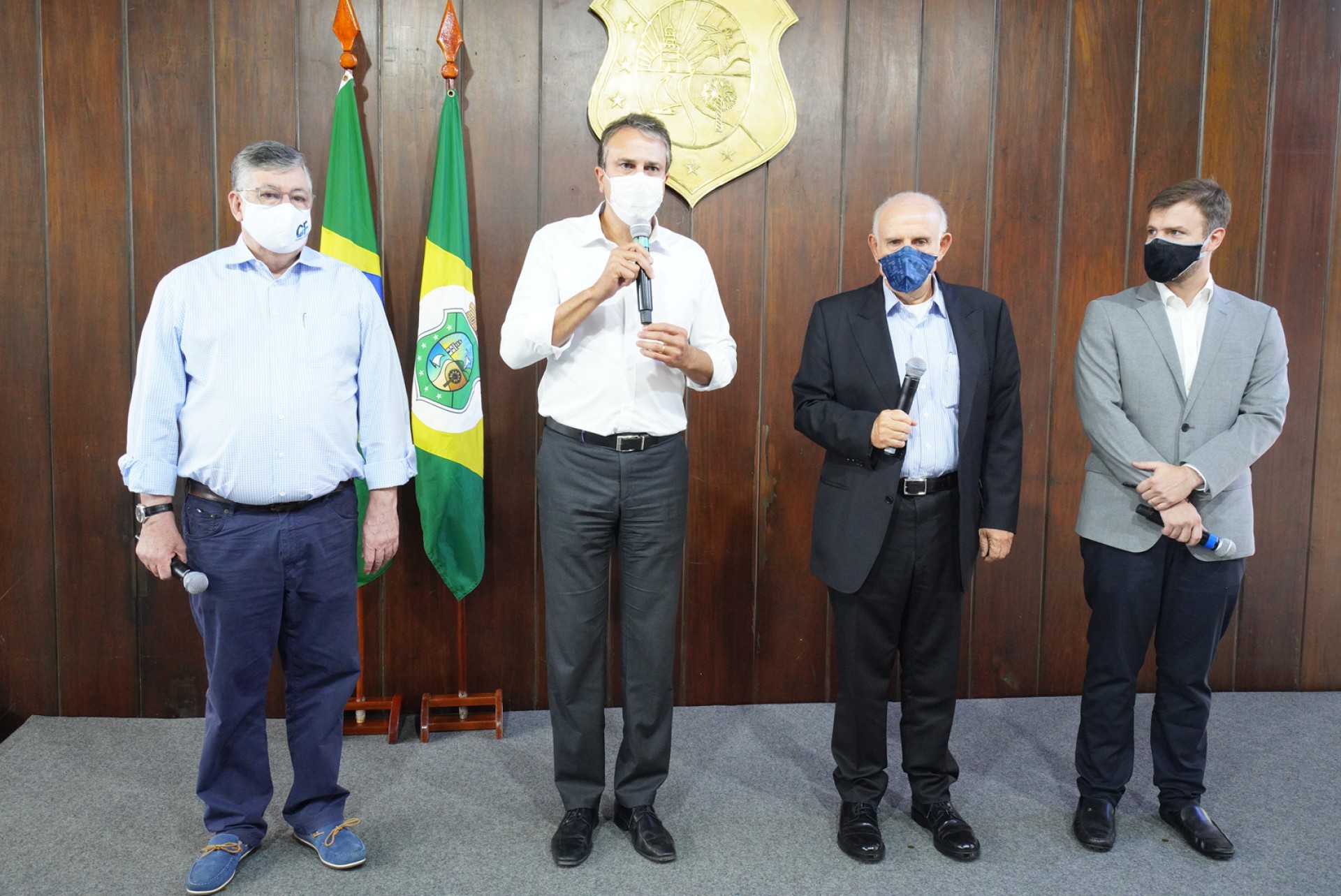 Camilo Santana apresenta ampliação dos negócios da Vulcabras Azaleia no Ceará (Foto: Carlos Gibaja / Governo do Ceará)