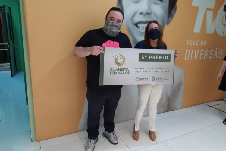 Governo do Ceará entrega prêmios aos ganhadores do segundo sorteio