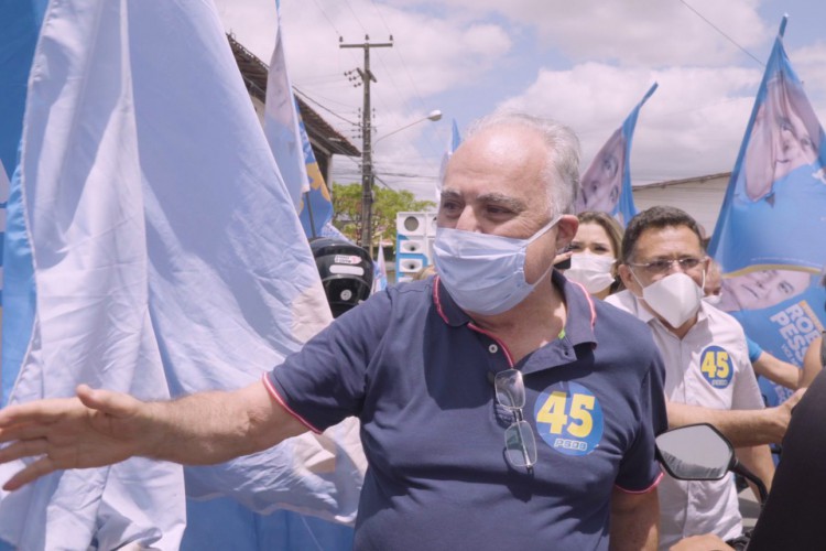 ￼ROBERTO PESSOA, candidato do PSDB a prefeito de Maracanaú